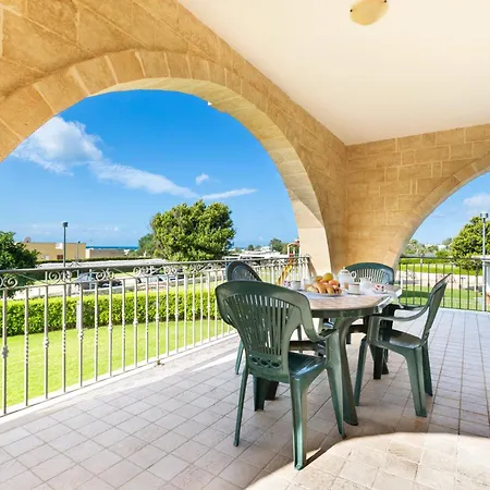 Aparthotel Gli Archi Family